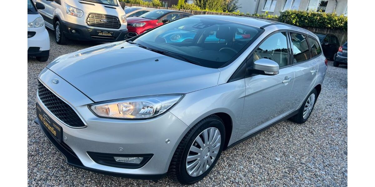 Ford Focus 80.000 km 8.499 &euro; Essen 45355