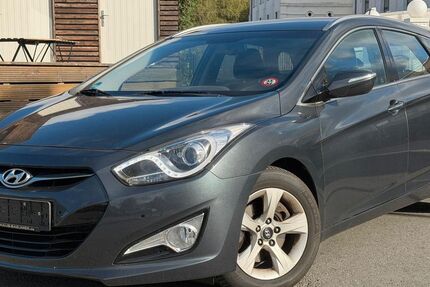 Hyundai i40 288.745 km 3.000 &euro; Gelsenkirchen 45884