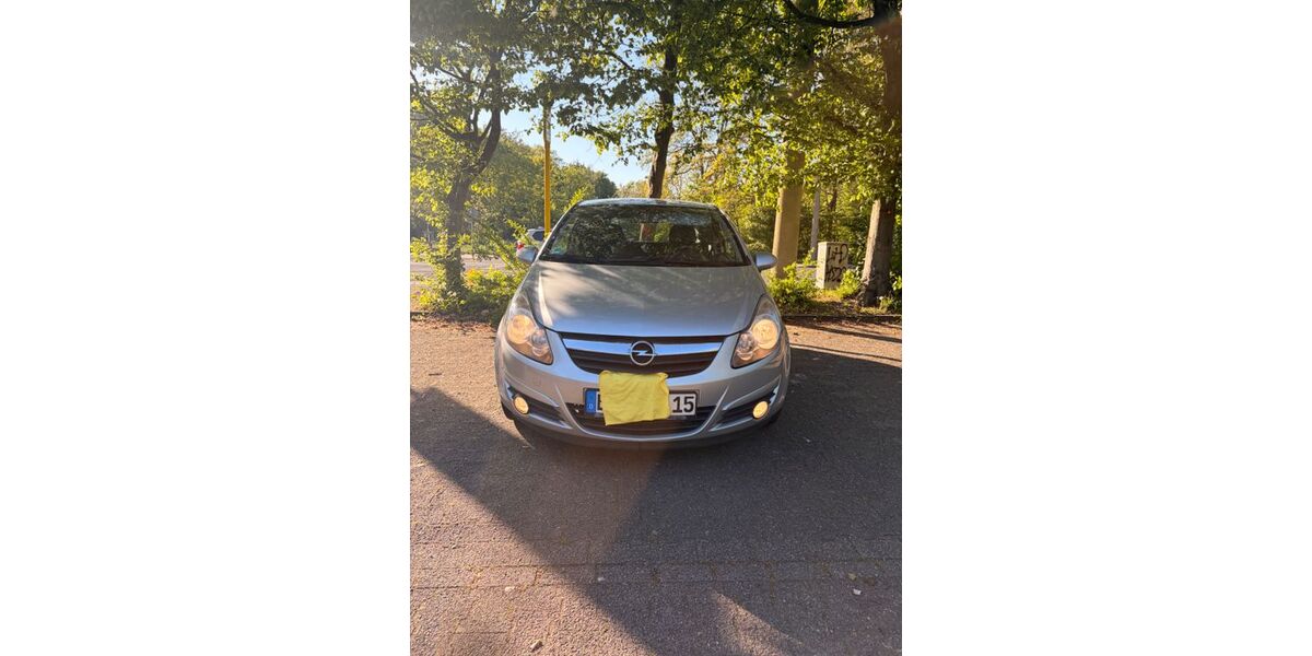 Opel Corsa 195.000 km 2.700 &euro; Bottrop 46242
