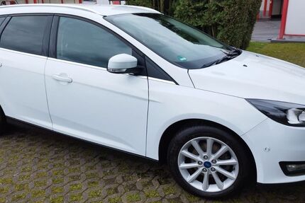 Ford Focus 118.000 km 9.200 &euro; Oer-Erkenschwick 45739