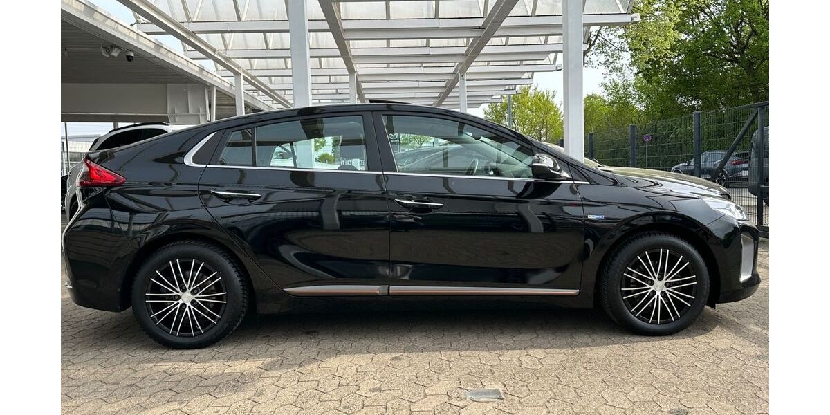 Hyundai IONIQ 148.000 km 10.950 &euro; Dinslaken 46539