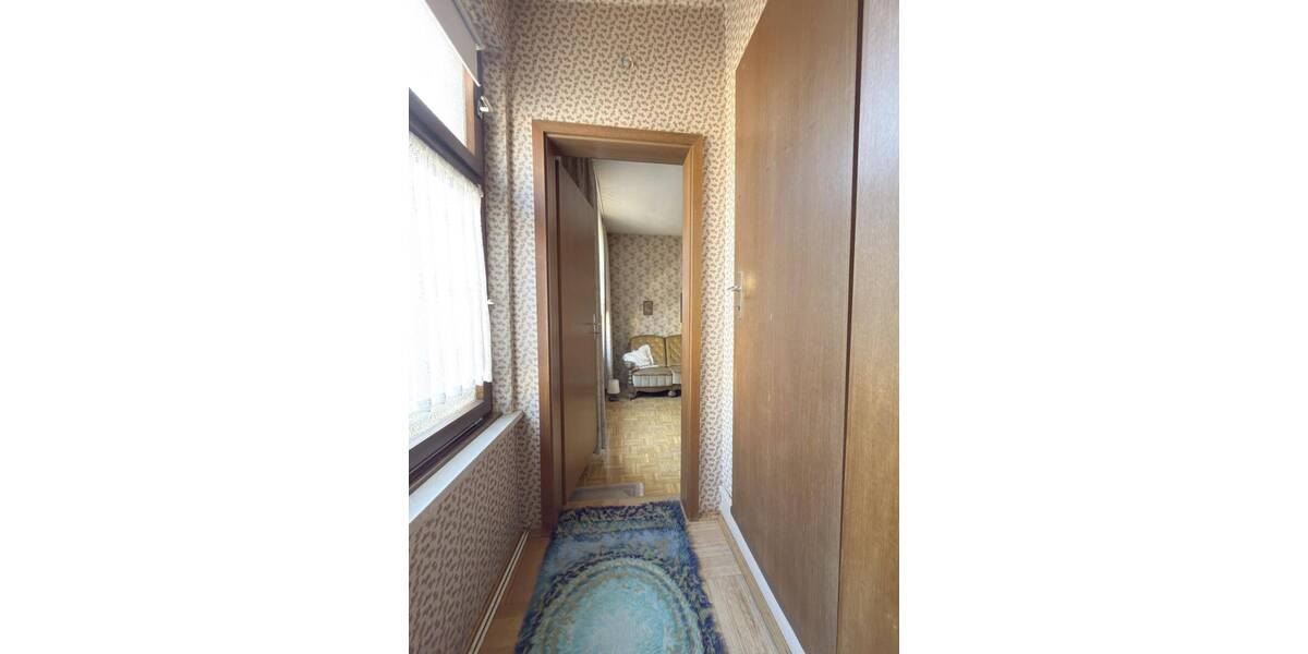 Etagenwohnung Oberhausen Altstadt-Süd - 6 Zimmer, 180 m&sup2;, 2.100&euro; | Angebot:26190385