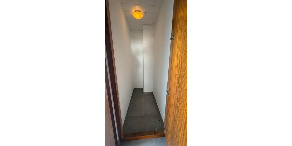 Etagenwohnung Voerde (Niederrhein) - 1.5 Zimmer, 44 m&sup2;, 425&euro; | Angebot:26049789