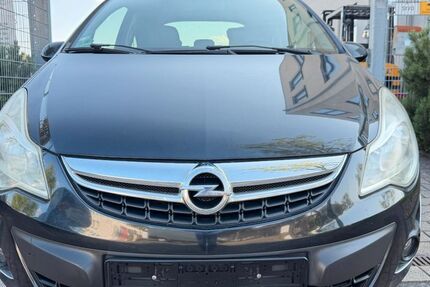 Opel Corsa 175.657 km 2.499 &euro; Oberhausen 46047