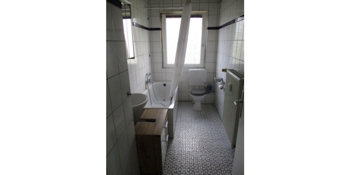 Etagenwohnung Duisburg Mittelmeiderich - 3 Zimmer, 63 m&sup2;, 690&euro; | Angebot:25300150