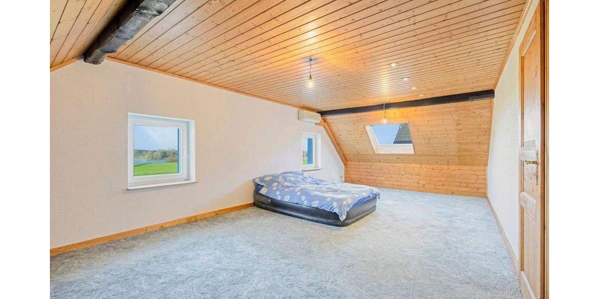 Einfamilienhaus Wesel Ginderich - 7 Zimmer, 179 m&sup2;, 299.000&euro; | Angebot:25688209