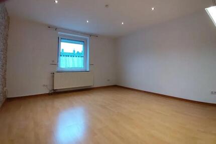 Wohnung Essen Stadtbezirk VII - 2.5 Zimmer, 68 m&sup2;, 159.000&euro; | Angebot:25105000