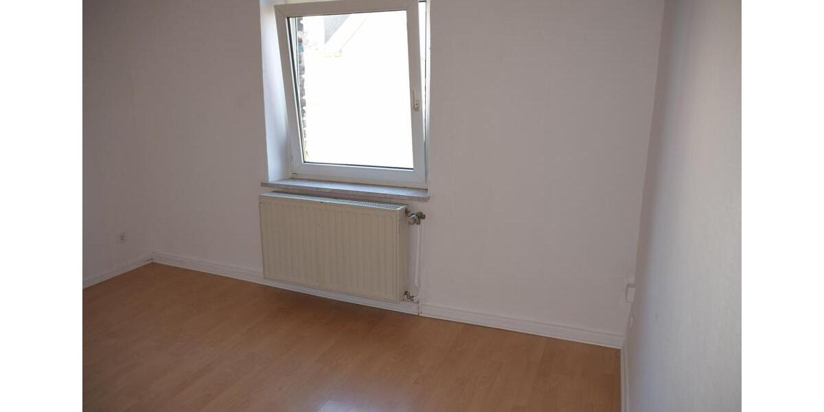 Etagenwohnung Duisburg Duisburg-Mitte - 3 Zimmer, 64 m&sup2;, 430&euro; | Angebot:26296659