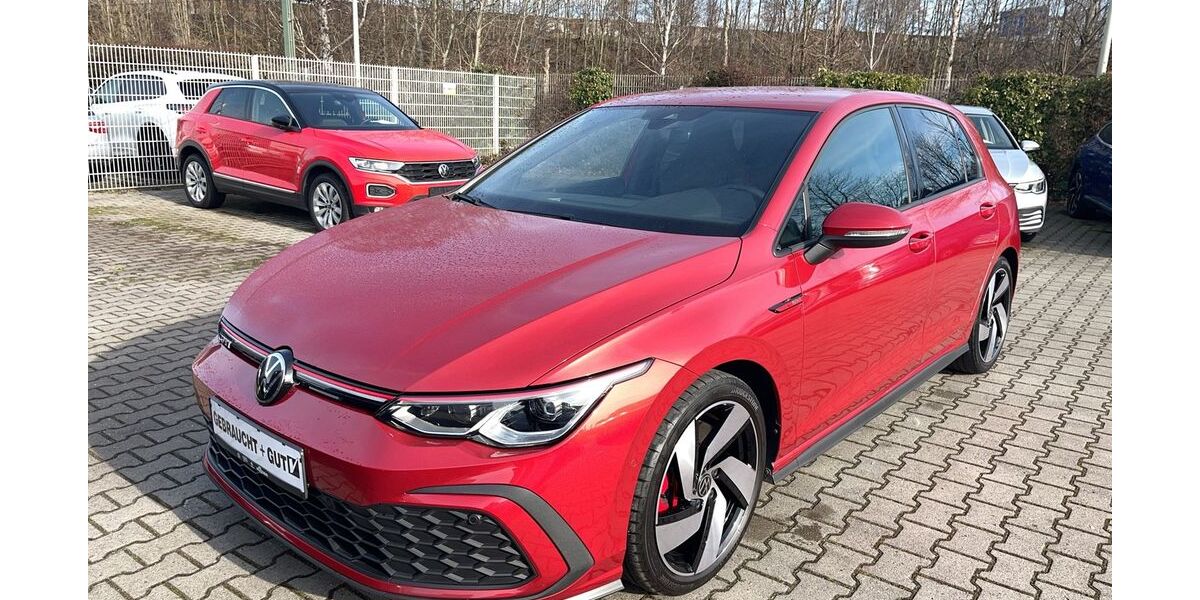 VW Golf 61.675 km 28.690 &euro; Duisburg 47178