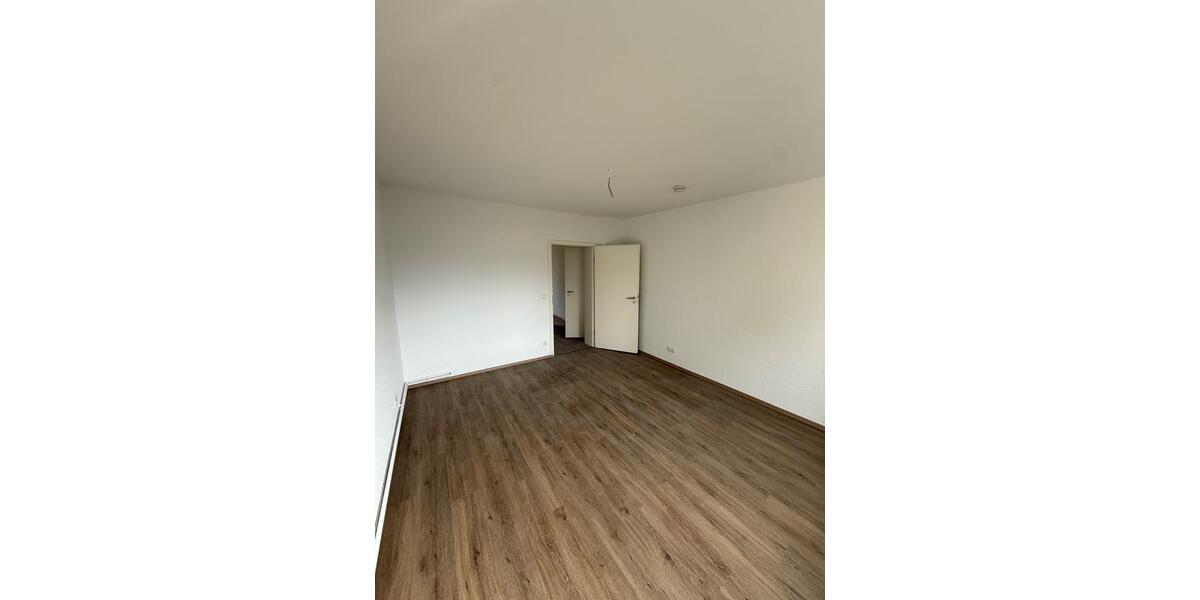 Etagenwohnung Bochum - 4 Zimmer, 73 m&sup2;, 730&euro; | Angebot:26254911