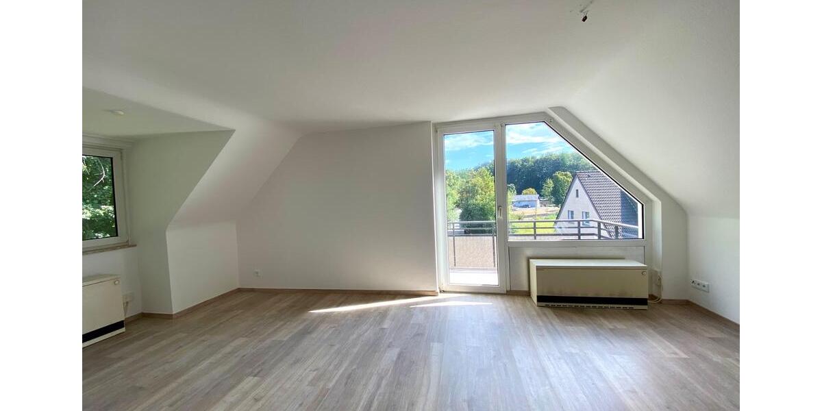 Dachgeschoßwohnung Mülheim an der Ruhr Heißen - 2 Zimmer, 56 m&sup2;, 530&euro; | Angebot:26285595