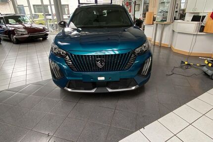 Peugeot 2008 24.300 km 16.600 &euro; Gelsenkirchen 45892