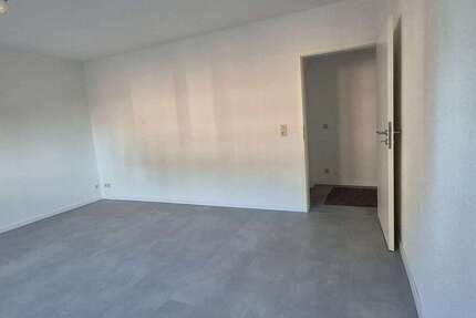 Wohnung Duisburg Mittelmeiderich - 3 Zimmer, 83 m&sup2;, 615&euro; | Angebot:26242768
