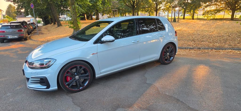 VW Golf 180.000 km 14.900 &euro; Wesel 46483