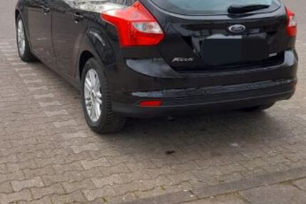 Ford Focus 53.680 km 6.800 &euro; Gelsenkirchen 45879