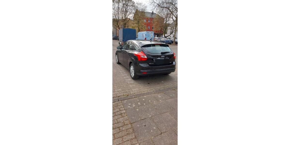 Ford Focus 53.680 km 6.800 &euro; Gelsenkirchen 45879