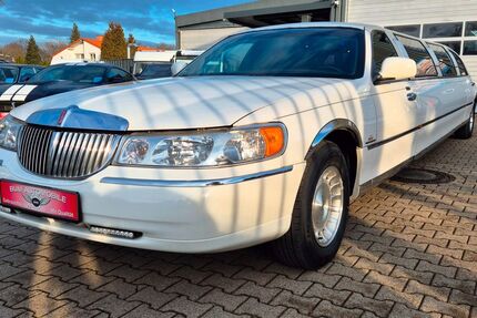Lincoln Town Car 240.000 km 7.890 &euro; Recklinghausen 45659