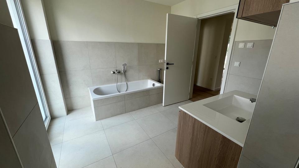 Etagenwohnung Duisburg Hamborn - 2 Zimmer, 68 m&sup2;, 990&euro; | Angebot:26295370