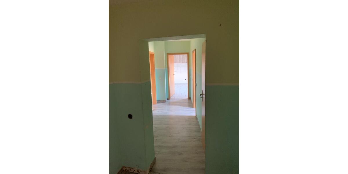 Dachgeschoßwohnung Marl - 5 Zimmer, 120 m&sup2;, 1.020&euro; | Angebot:26041004