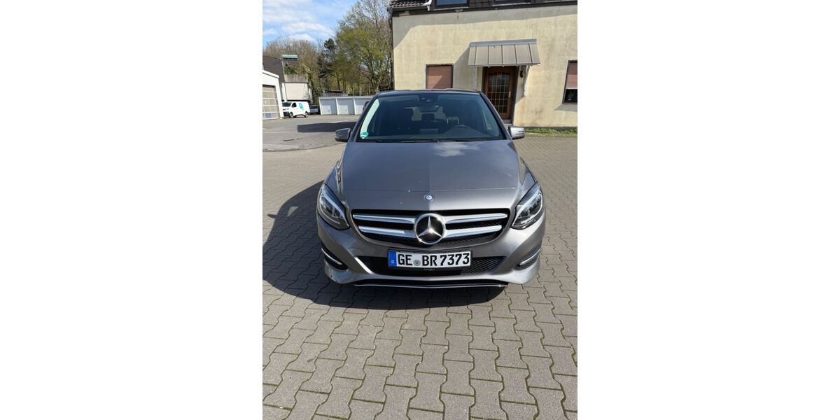 Mercedes-Benz B 200 31.250 km 17.299 &euro; Gelsenkirchen 45891