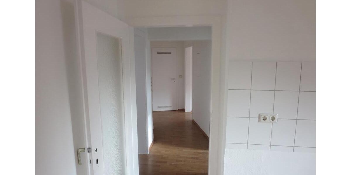 Dachgeschoßwohnung Essen Stadtbezirk III - 2.5 Zimmer, 55 m&sup2;, 520&euro; | Angebot:24757751
