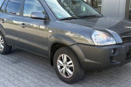 Hyundai TUCSON 167.656 km 3.400 &euro; Gelsenkrichen 45884