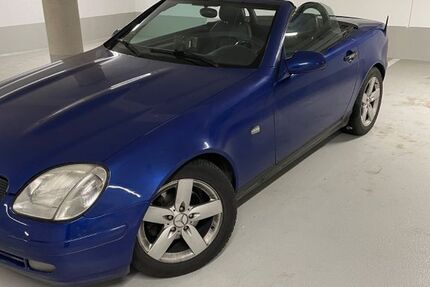 Mercedes-Benz 200 181.000 km 2.600 &euro; Castrop-Rauxel 44581