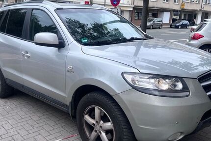 Hyundai SANTA FE 169.000 km 4.490 &euro; Recklinghausen 45657