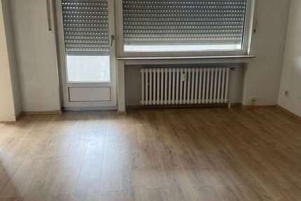 Wohnung Duisburg Großenbaum - 1.5 Zimmer, 45 m&sup2;, 217&euro; | Angebot:26124976