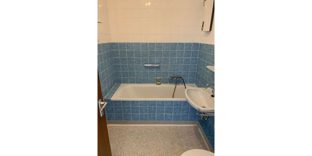 Etagenwohnung Gelsenkirchen Ückendorf - 2 Zimmer, 61 m&sup2;, 356&euro; | Angebot:27312061