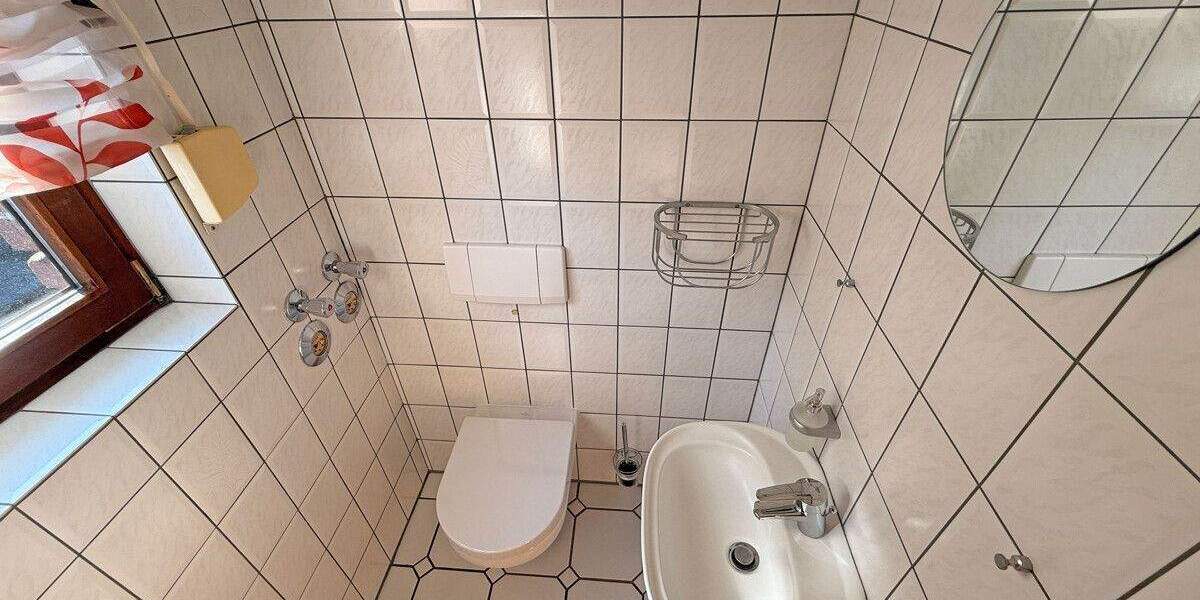Etagenwohnung Dinslaken Bruch - 4 Zimmer, 115 m&sup2;, 229.000&euro; | Angebot:25684457