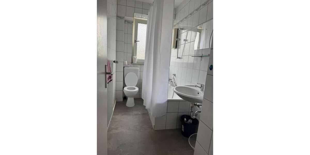 Etagenwohnung Gelsenkirchen Rotthausen - 2.5 Zimmer, 65 m&sup2;, 590&euro; | Angebot:25782996