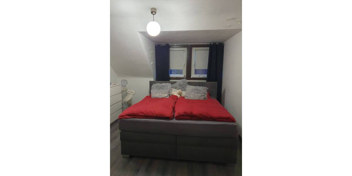 Etagenwohnung Bochum Harpen - 4 Zimmer, 82 m&sup2;, 171.000&euro; | Angebot:25663250