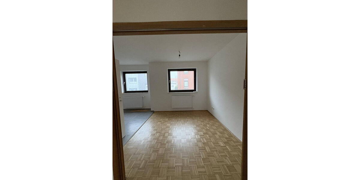 Etagenwohnung Gladbeck Mitte - 3 Zimmer, 94 m&sup2;, 900&euro; | Angebot:26117619