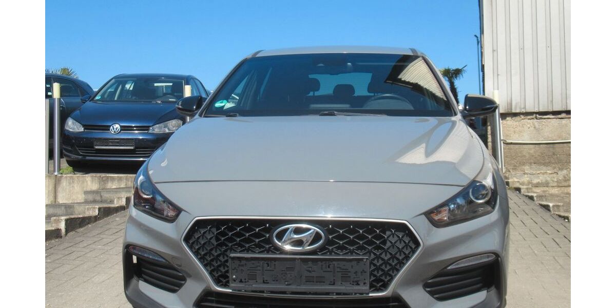 Hyundai i30 43.218 km 16.490 &euro; Herne 44653