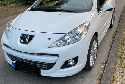 Peugeot 207 82.000 km 5.800 &euro; Bochum 44894