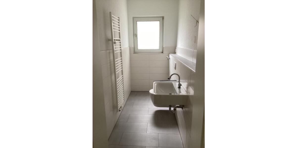 Etagenwohnung Mülheim an der Ruhr - 4 Zimmer, 124 m&sup2;, 1.450&euro; | Angebot:25877313