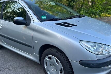 Peugeot 206 164.000 km 999 &euro; Bochum OT Innenstadt 44809
