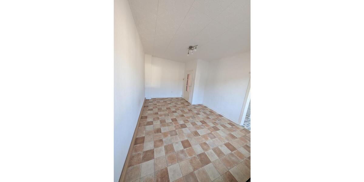 Etagenwohnung Essen Frillendorf - 2 Zimmer, 70 m&sup2;, 440&euro; | Angebot:25870117