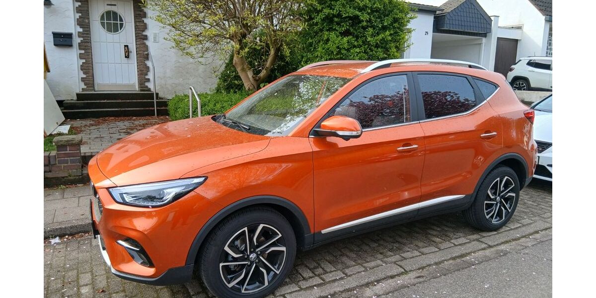 MG ZS 3.900 km 15.850 &euro; Essen 45359