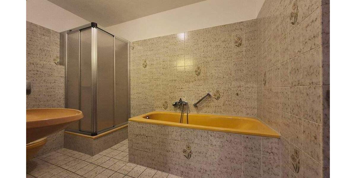 Etagenwohnung Essen Überruhr-Holthausen - 3 Zimmer, 93 m&sup2;, 219.000&euro; | Angebot:25678677