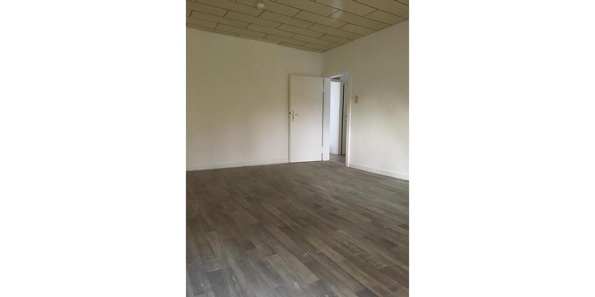 Dachgeschoßwohnung Duisburg - 2 Zimmer, 355&euro; | Angebot:23601997