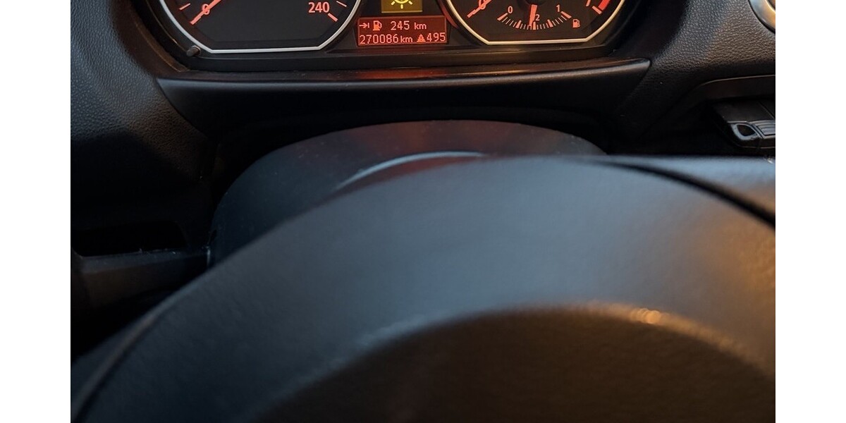 BMW 118 270.000 km 2.500 &euro; Duisburg 47051