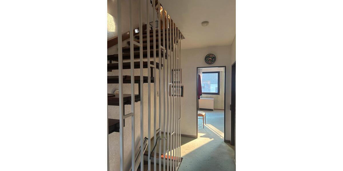 Reihenhaus Essen Stadtbezirk VII - 5.5 Zimmer, 120 m&sup2;, 420.000&euro; | Angebot:26062266