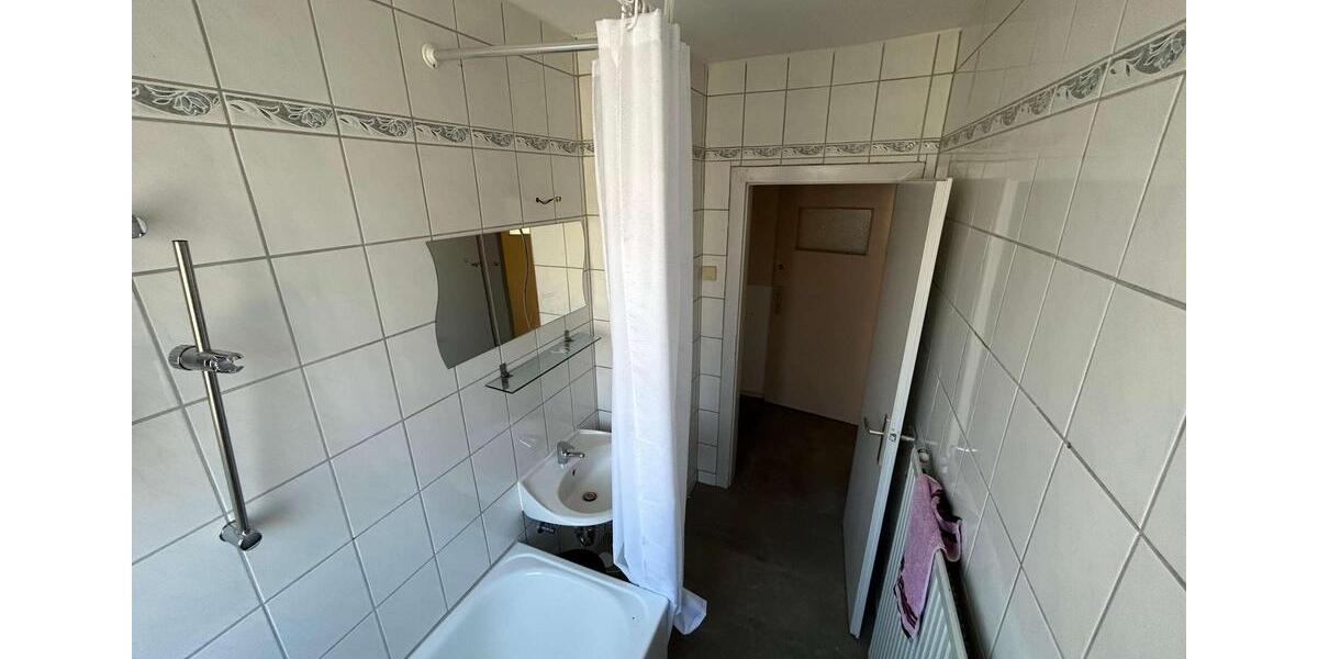 Etagenwohnung Gelsenkirchen Rotthausen - 2.5 Zimmer, 65 m&sup2;, 590&euro; | Angebot:26084399