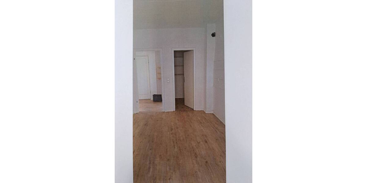 Etagenwohnung Duisburg Mittelmeiderich - 2 Zimmer, 80 m&sup2;, 700&euro; | Angebot:26779078