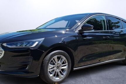 Ford Focus 15.000 km 25.390 &euro; Recklinghausen 45659