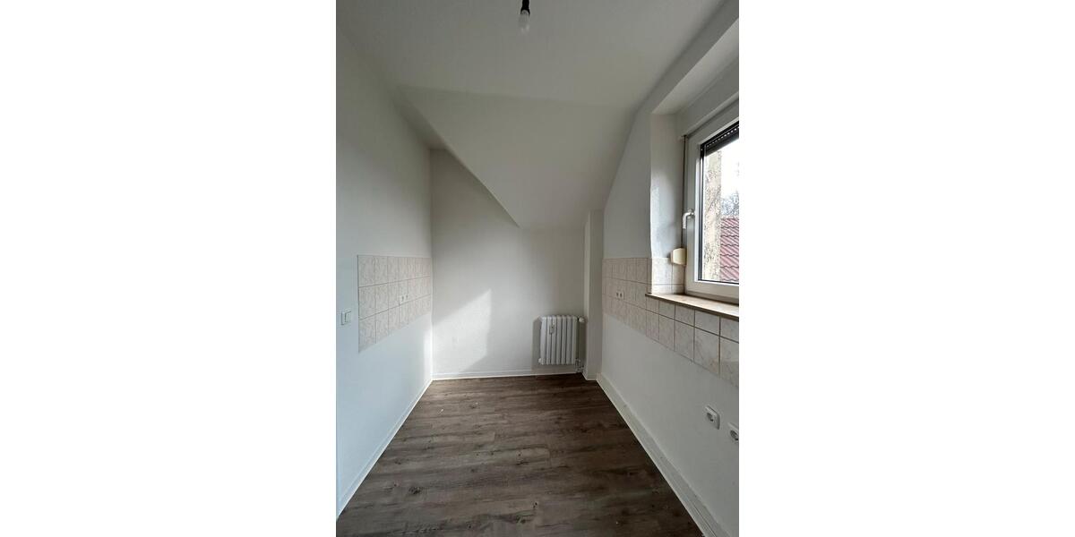 Dachgeschoßwohnung Recklinghausen Berghausen - 4.5 Zimmer, 81 m&sup2;, 1.050&euro; | Angebot:25641730