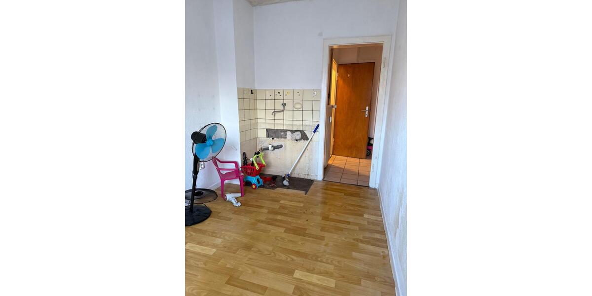 Etagenwohnung Duisburg Beeck - 1.5 Zimmer, 30 m&sup2;, 250&euro; | Angebot:26265942