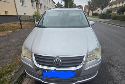 VW Touran 128.722 km 4.800 &euro; Herne 44625